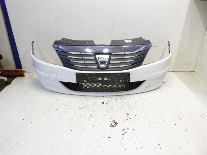 Frontstoßstange Dacia Logan Lift 0V369 / OV369 2009r.