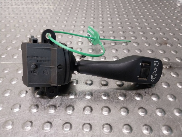 MANETKA Commodo essuie glace 8363664H BMW E46