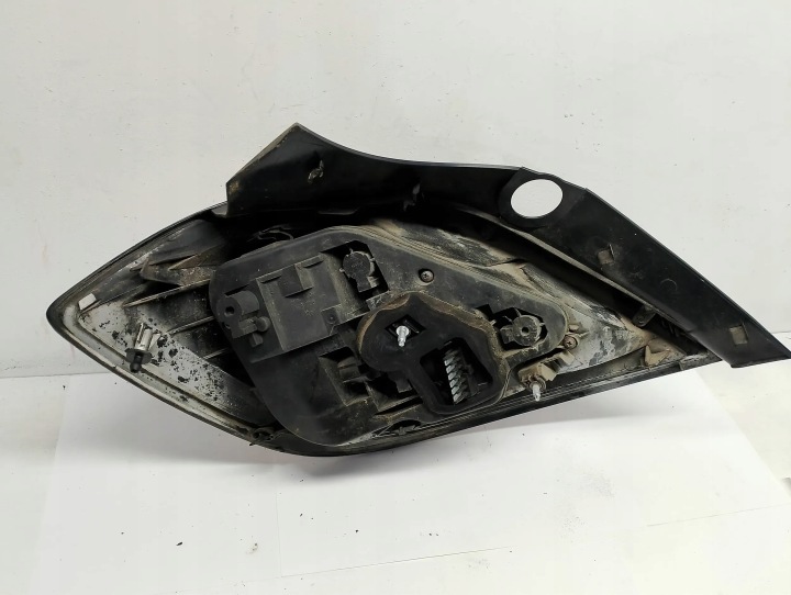 Licht rechts heck hinten OPEL ASTRA H 16046801
