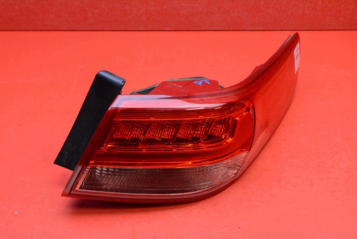 Licht rechts heck hinten LED 92402-D4 KIA OPTIMA 4 IV Sedan 15-20