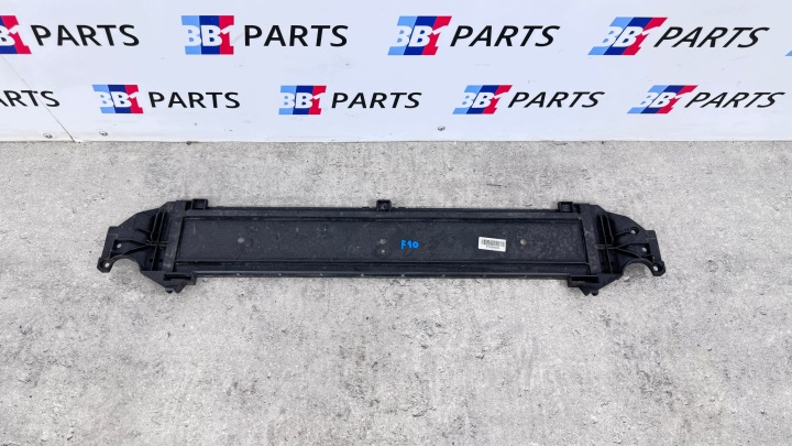 BMW F10 F11 F07 Halter Grundlage des Kühlers 7804619