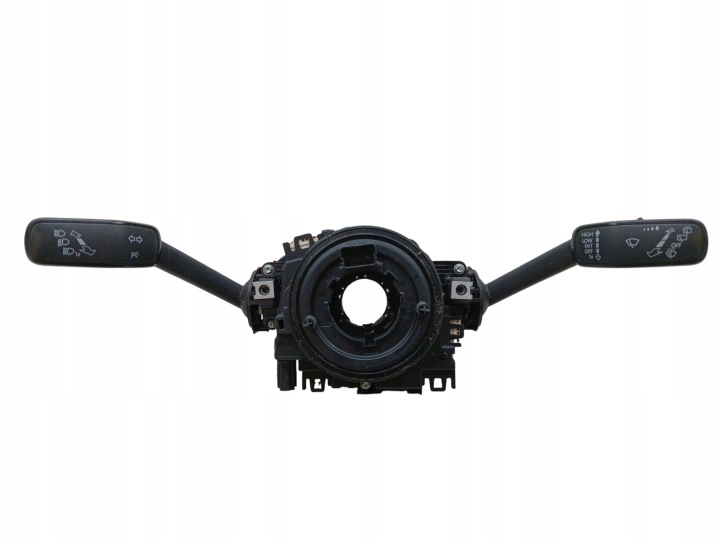 páčky pod volant a ovládání ovladanie kroužek VOLKSWAGEN PASSAT B8 3Q0953521P