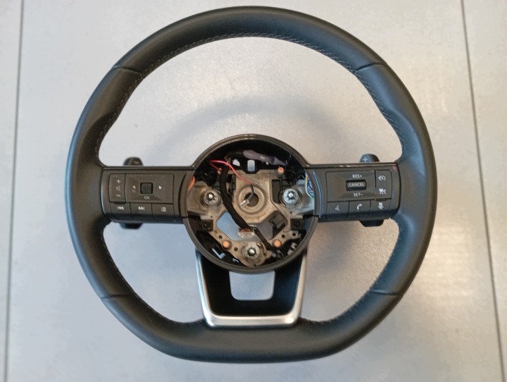 volan NISSAN QASHQAI 23R J12