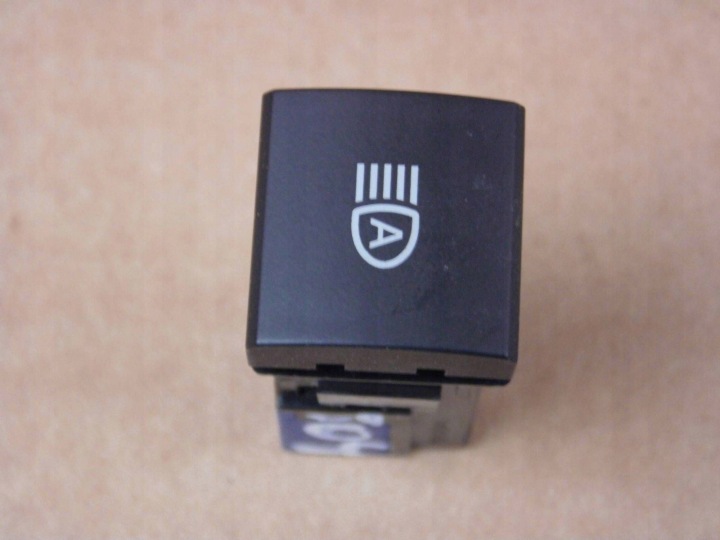 Toyota Yaris III Bouton Interrupteur commande phares feux M71047