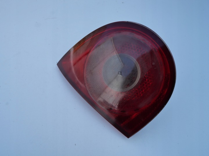 VW GOLF V 5 light rear left to the bonnet 1K6945093E