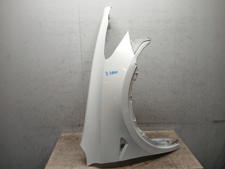 fender front right TESLA Y