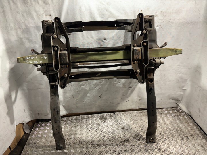 subframe axle beam front Volkswagen Crafter and 2,5TDI