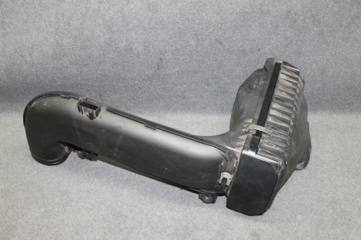 BMW F30 F32 F10 F25 F01 3.0D 3.5D N57 - SCATOLA FILTRO 8507565