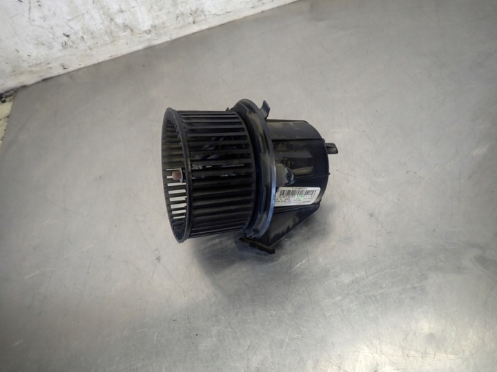 CITROEN DS3 1.6 VENTILATOR 6