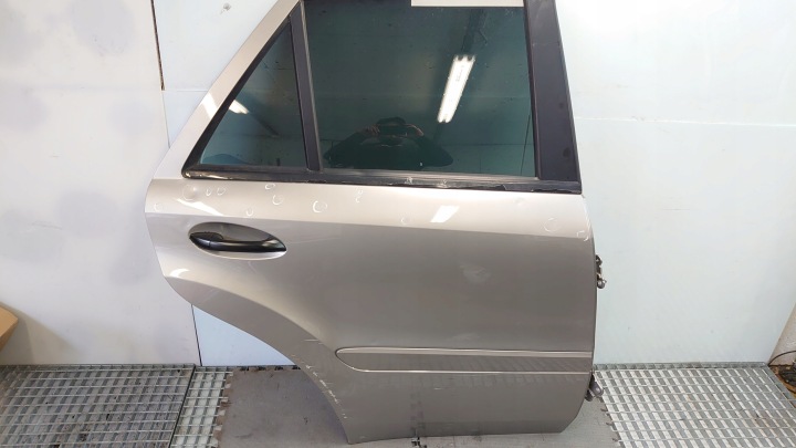 MERCEDES ML W164 ajtó jobb far C723 teljesen EUROPA BEZ RDZY