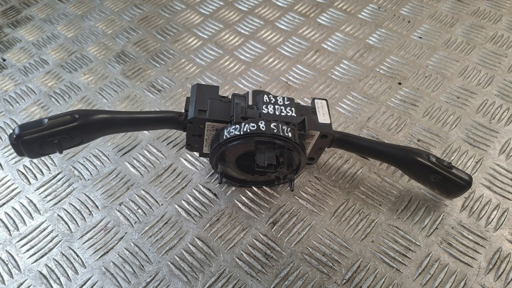 steering wheel levers and controls AUDI A3 8L