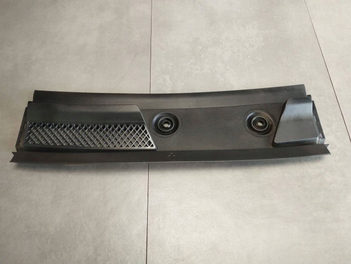 Mercedes B-klasa W246 W242 Grille égouttage srodkoweA2468300900