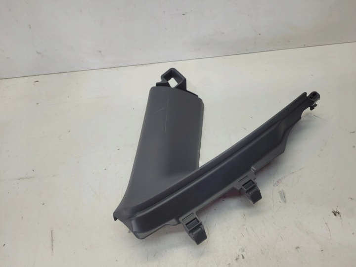 cover POSZYCIA SLUPKA C left rear part AUDI Q4 E-TRON 89E867287 DK1