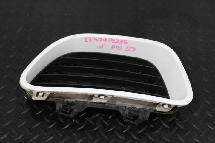 Grille Pare choc Droit CITROEN C5 AIRCROSS 9827000477