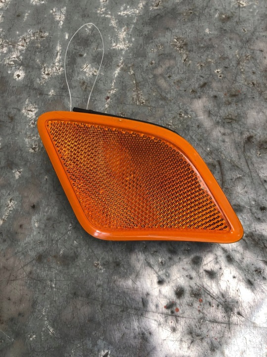 indicator left front MERCEDES W221 A2218851914
