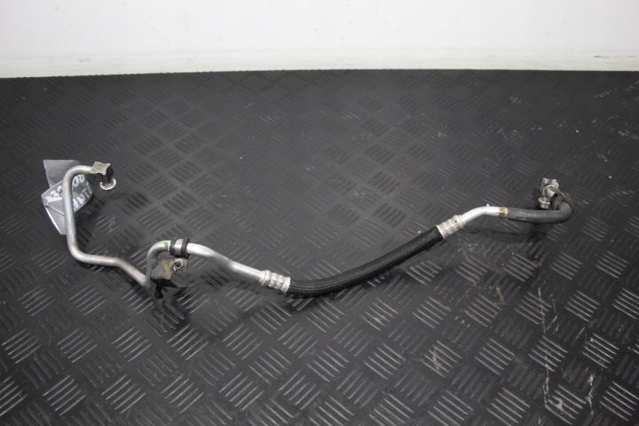 TUYAU FLEXIBLE CONDUIT PIECES TUYAUX CLIMATISATEUR AIR CONDITIONNÉ MASERATI LEVANTE M161 670032308