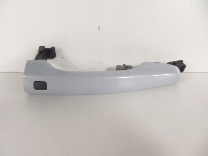 POIGNÉE PORTIÈRE AVANT GAUCHE HYUNDAI I30 III 17