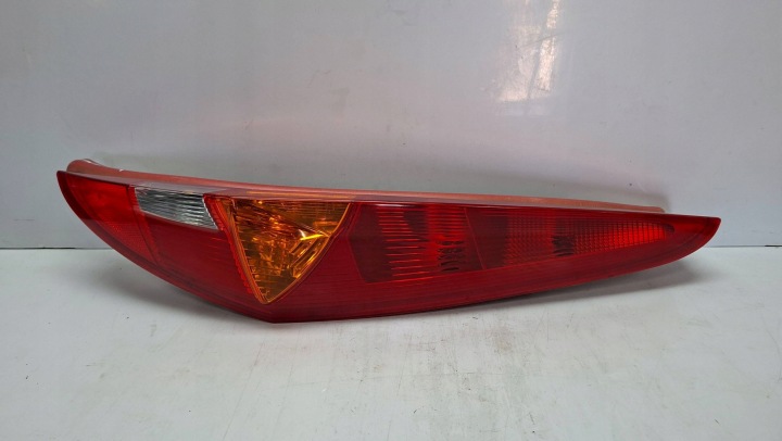 Licht hinten rechts 46794077 FIAT PUNTO II 3D 1999