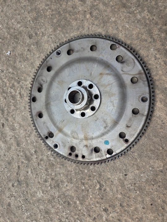 Reifen Rad schwungscheibe schwungrad AUDI A4 B8 A5 8T 1.8TFSI 06H105323H