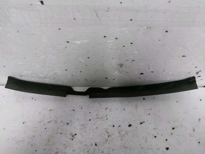 GUARNIZIONE DEL COFANO TOYOTA RAV4 III LIFT 10-12