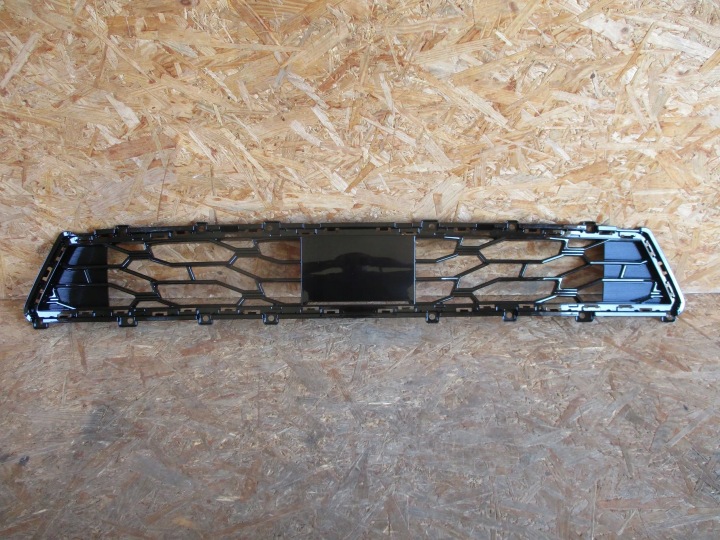 LÜFTUNGSGITTER MITTE DER STOSSSTANGE VORNE HYUNDAI TUCSON IV LIFT N LINE 24