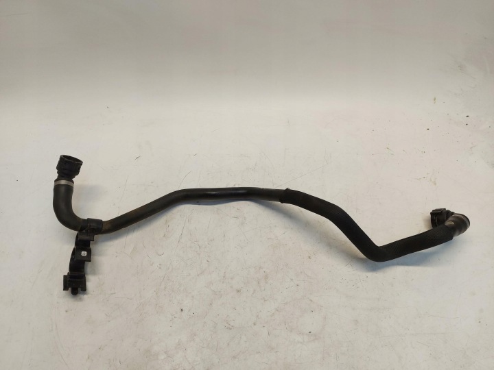 BMW G21 G20 Kombi 330e tubo flessibile Tubazione tubo d’acqua cieczy chlodzenia 8654864