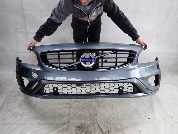 VOLVO V60 R-Design LIFT 13- Pare choc Avant Avant SPR PDC