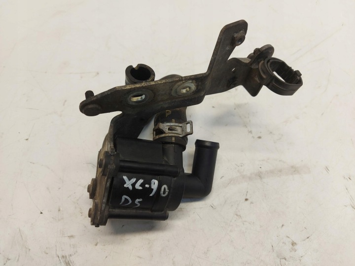 VOLVO XC90 II D5 Pompe eau moteur auxiliaire Électrique 31368143