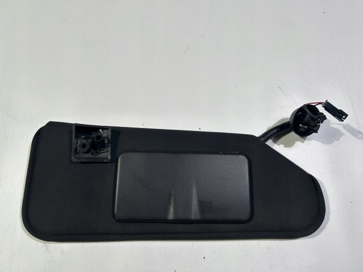 copertura GREMBIALINA przeciwsloneczna ALETTA PARASOLE Destra Chevrolet Corvette C6 2005r
