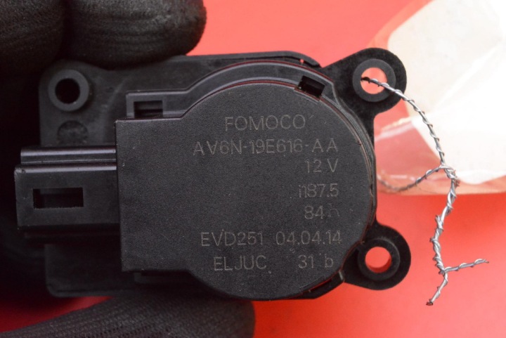 AV6N-19E616-AA FORD C-MAX MK2 2,0 TDI 115 HP 10-15 6