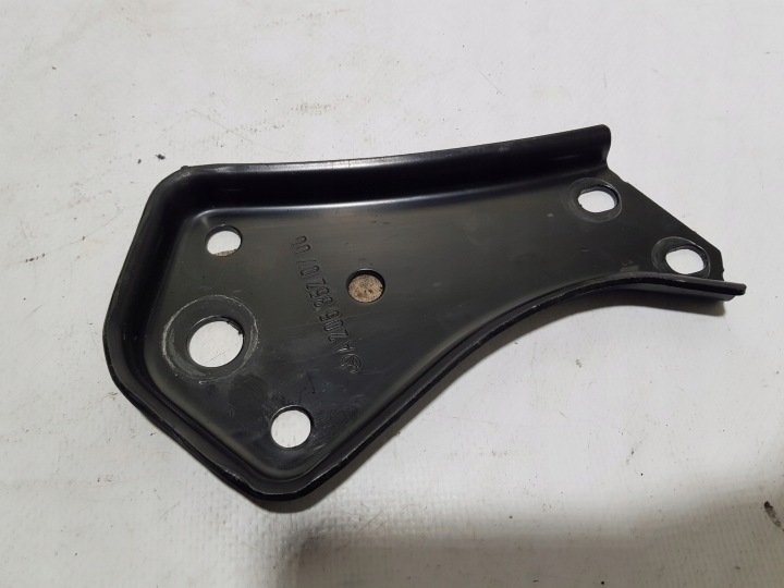 Support plaque Poignée Console SANEK MERCEDES W205 C KLASA 2053520700