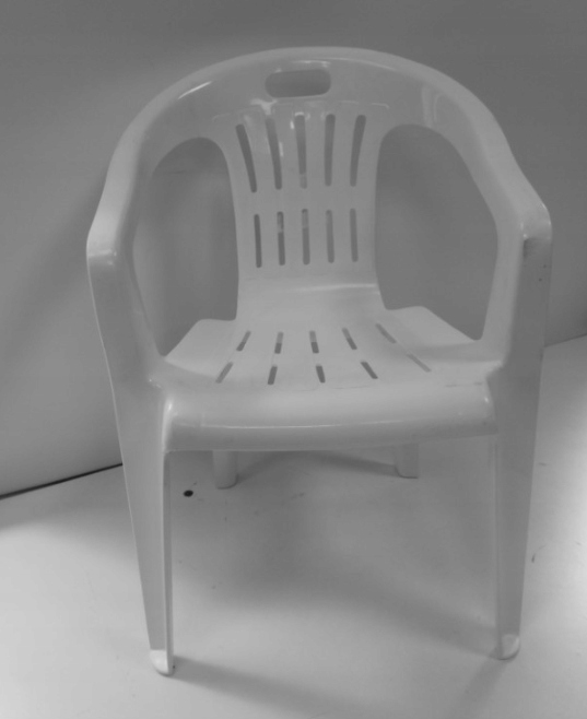 Стільчик садовий дитячий ECOPLAST білі 35 x 26 x 50 см — фото 3