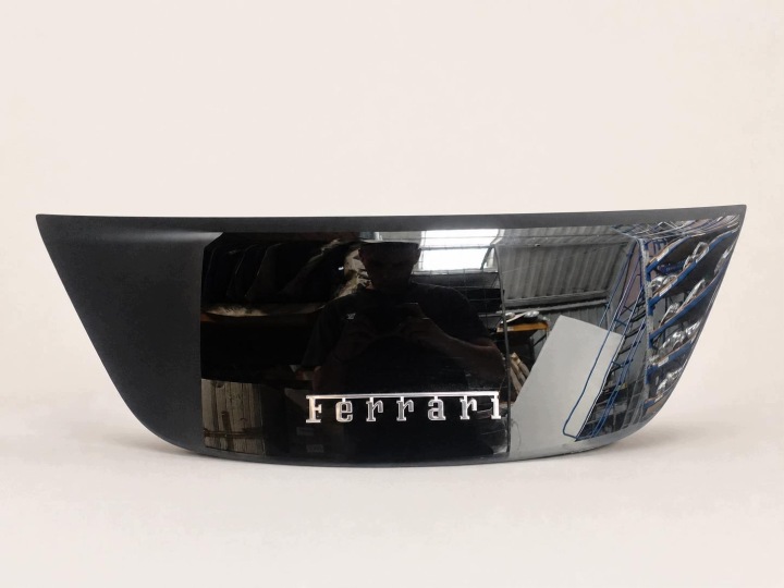 FERRARI ROMA SPIDER F169 20-26 LOTKA SKRZYDLO SPOILER auf Heckklappe POKRYWE heck