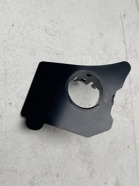 Halter des Sensors PDC vorne Original BMW X3 G01 8081891