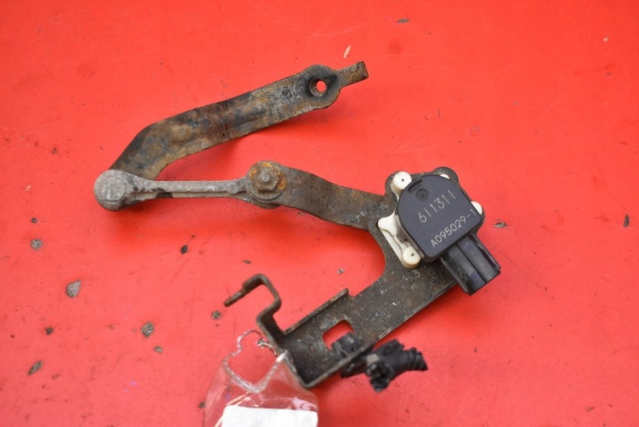 sensore POZIOMOWANIA luci TOYOTA C-HR 1 e 16-20