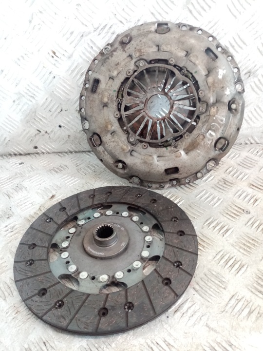 kotouč přítlačák spojky PEUGEOT 607 2,2 HDI 324043310