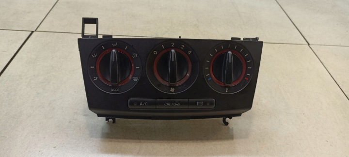 PANEL klímy MAZDA 3 5D 1.6 MZ-CD