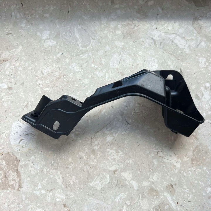 LEXUS UX200 UX250H Stütze des Nebelscheinwerfers rechts 52125-76050
