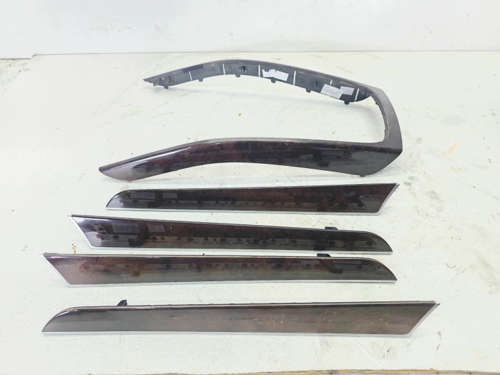DEKOR DEKORY TUNELU dveře AUDI A4 B8 A5 8T dřevo ORZECHOWE 8K0863305AJ