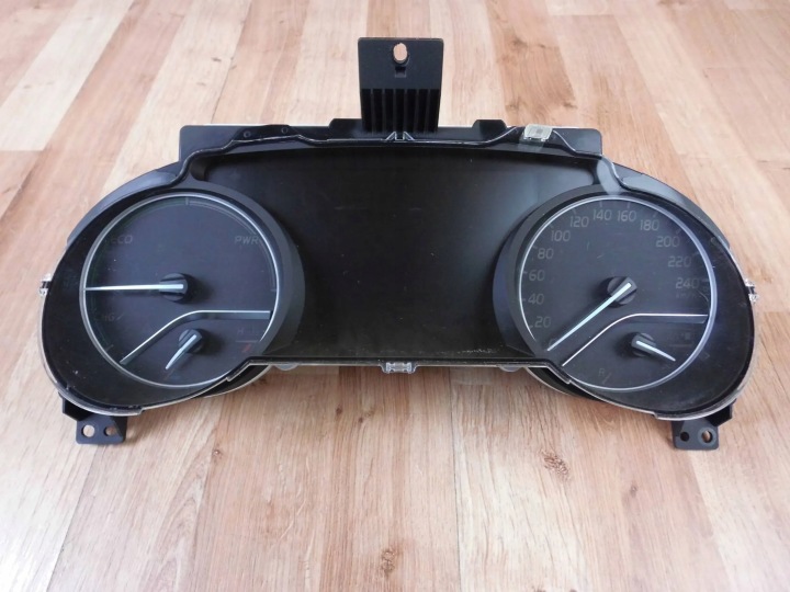 Toyota Camry VIII XV70 2021 2.5 HYBRID dials 8380033Y21B
