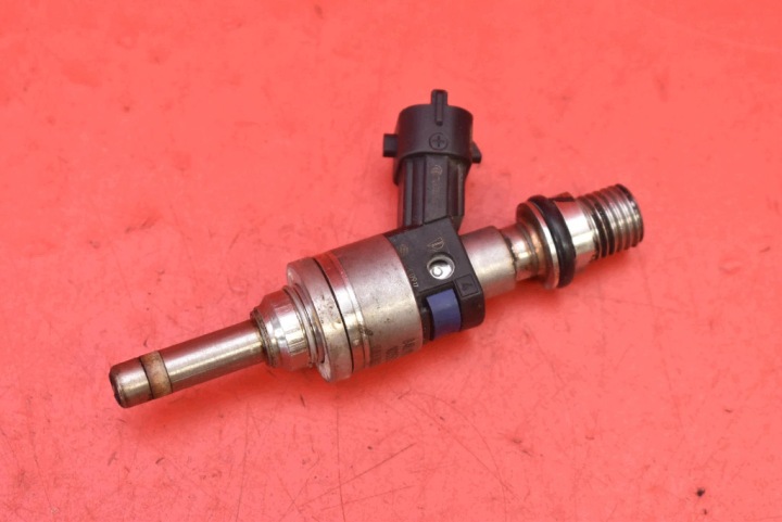 nozzle injector 94811012830 PORSCHE PANAMERA 970 4.8 V8 400 KM 09-13
