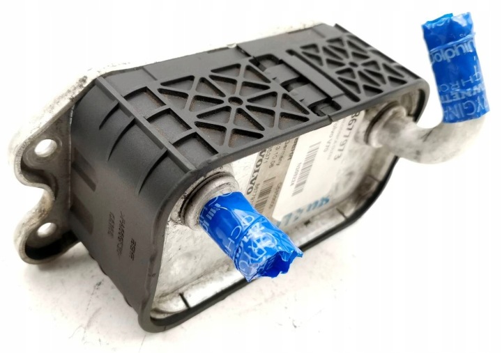 oil cooler Volvo V70 XC 90 8677973