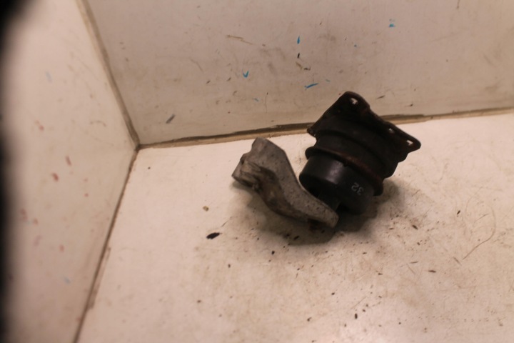 Stütze Motorlager 6Q0199185AA VW POLO 6R 1.6 TDI 09-14