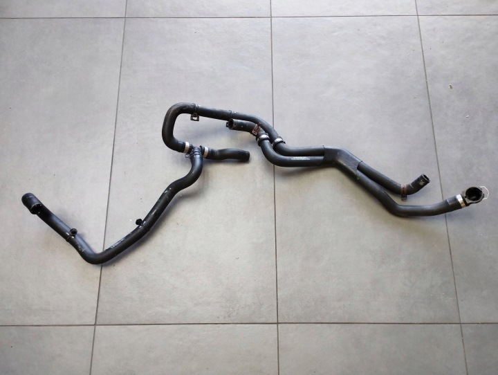 Mercedes-Benz B W246 W242 Tubazione d’acqua 102107110B