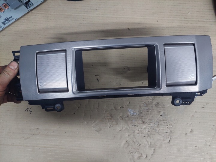grid air conditioning devices central front front JAGUAR XF X250 8X23-19K617-BH