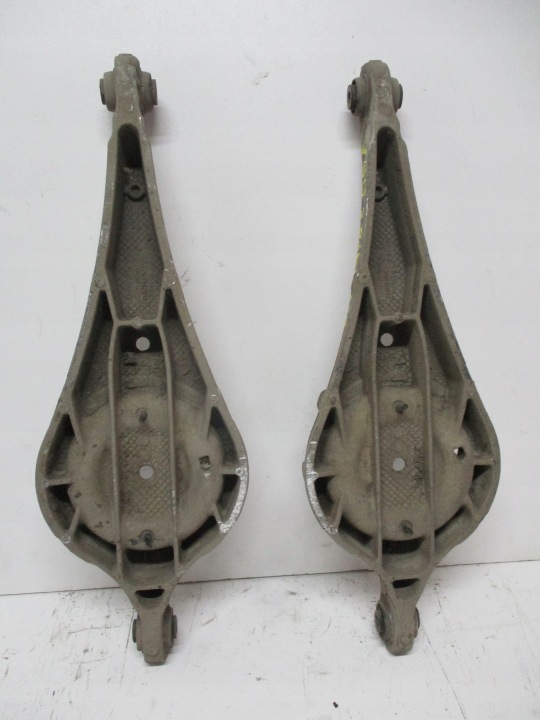 arm VOLVO V60 11r rear part rear