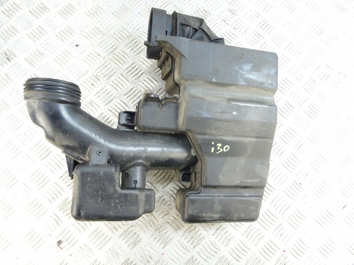 HYUNDAI I30 II REZONATOR levegő 28211-A5800 1.6 CRDI
