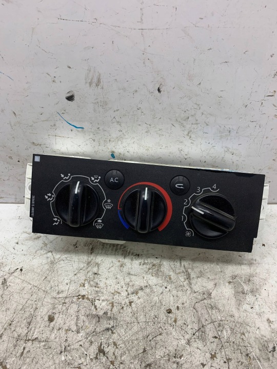 PANEL prekidač rešetka ventilacije klimatizacije RENAULT MASTER II PO LIFT (1997-2010)