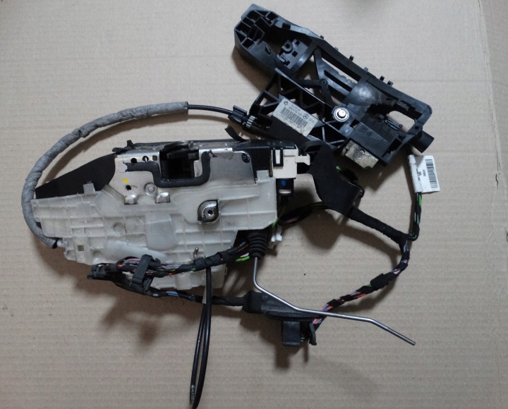 IDEALNY de la Serrure Portière Gauche Arrière MERCEDES W221 1