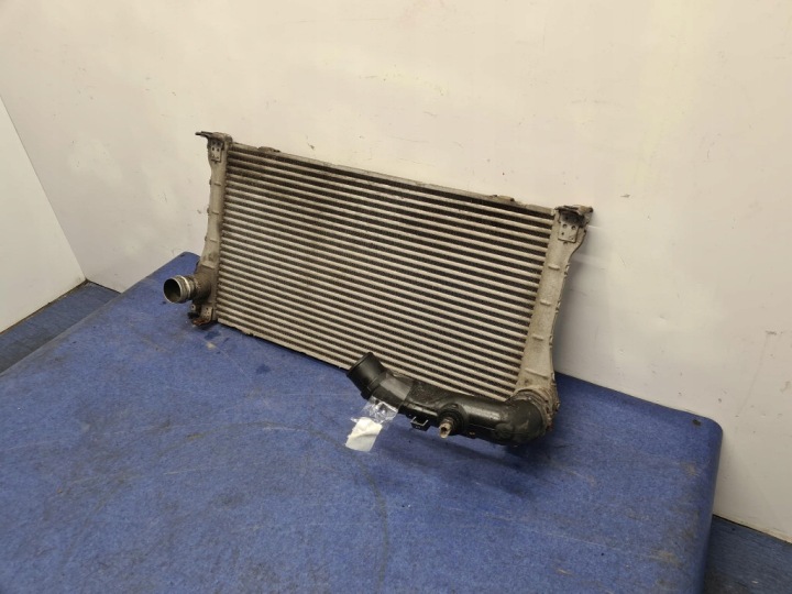 TOYOTA AVENSIS T27 LIFT 2.0D 2012 INTERCOOLER 9